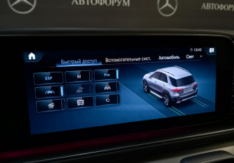 Подержанный автомобиль Mercedes-Benz GLE 2022 года (27 фото)