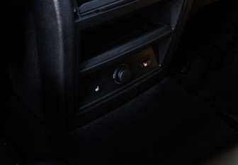 Подержанный автомобиль BMW X5 2013 года (20 фото)