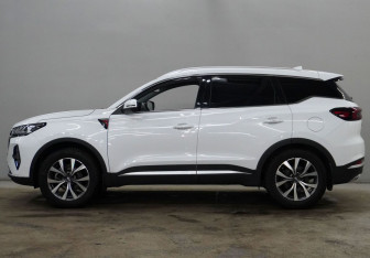 Подержанный автомобиль Chery Tiggo 7 Pro Max 2023 года (8 фото)