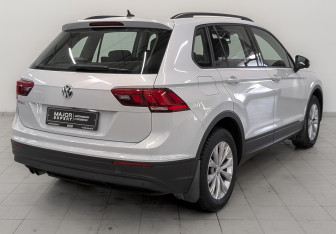 Подержанный автомобиль Volkswagen Tiguan 2020 года (5 фото)
