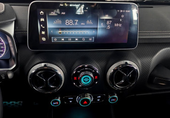 Подержанный автомобиль BAIC BJ40 2024 года (14 фото)