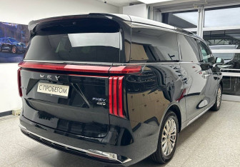 Подержанный автомобиль Wey 80 2025 года (4 фото)