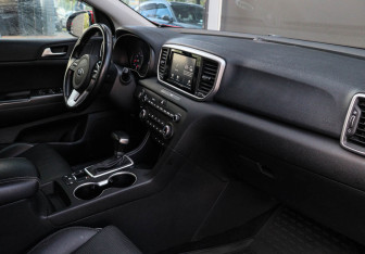 Подержанный автомобиль Kia Sportage 2019 года (7 фото)