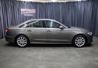 Подержанный автомобиль Audi A6 Sedan 2015 года (4 фото)