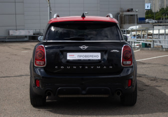 Подержанный автомобиль MINI Countryman 2018 года (6 фото)
