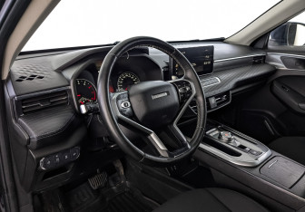 Подержанный автомобиль Haval Jolion 2022 года (14 фото)