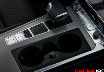 Подержанный автомобиль Audi A6 Wagon 2019 года (14 фото)