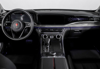 Подержанный автомобиль Hongqi H9 2023 года (13 фото)