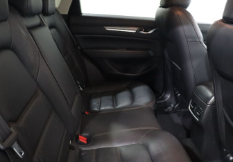 Подержанный автомобиль Mazda CX-5 2019 года (24 фото)