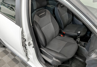Подержанный автомобиль Renault Logan Sedan 2021 года (23 фото)
