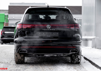 Новый Volkswagen Touareg 2025 (4 фото)