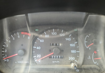 Подержанный автомобиль Hyundai Accent Sedan 2010 года (10 фото)