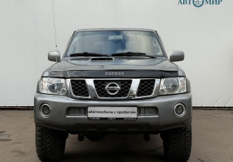 Подержанный автомобиль Nissan Patrol 2008 года (2 фото)