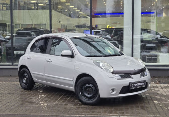 Подержанный автомобиль Nissan Micra Hatchback 2010 года (3 фото)