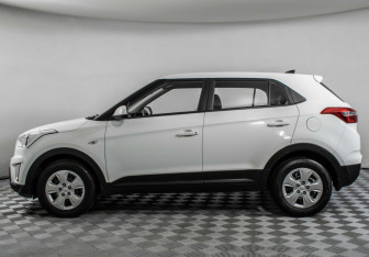 Подержанный автомобиль Hyundai Creta 2019 года (8 фото)