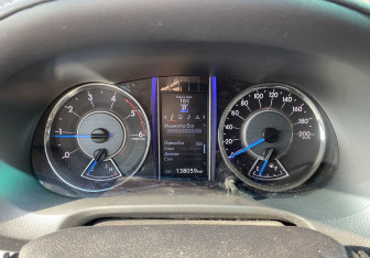 Подержанный автомобиль Toyota Fortuner 2018 года (21 фото)