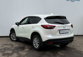 Подержанный автомобиль Mazda CX-5 2016 года (7 фото)