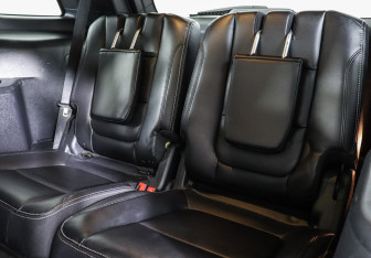 Подержанный автомобиль Ford Explorer 2017 года (12 фото)