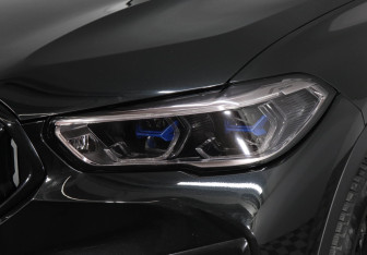 Подержанный автомобиль BMW X6 2022 года (7 фото)