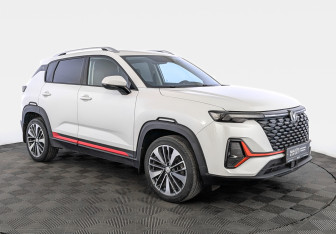 Подержанный автомобиль Changan CS35PLUS 2024 года (3 фото)