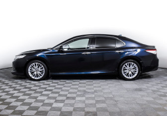 Подержанный автомобиль Toyota Camry Sedan 2019 года (3 фото)