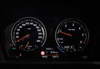 Подержанный автомобиль BMW X2 2018 года (16 фото)