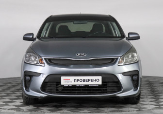Подержанный автомобиль Kia Rio Sedan 2017 года (2 фото)