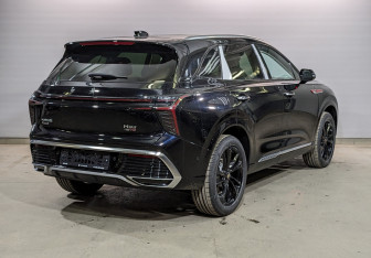 Новый Hongqi HS3 2025 (2 фото)