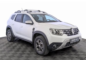 Подержанный автомобиль Renault Duster 2021 года (3 фото)