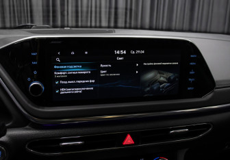 Подержанный автомобиль Hyundai Sonata 2021 года (19 фото)