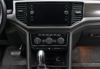 Подержанный автомобиль Volkswagen Teramont 2018 года (17 фото)