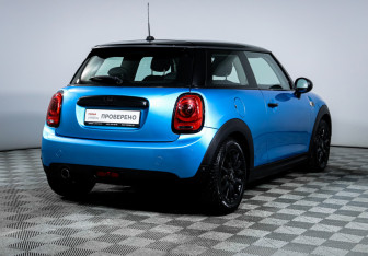 Подержанный автомобиль MINI Hatch 2014 года (5 фото)