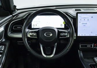 Подержанный автомобиль GAC GS8 2023 года (13 фото)