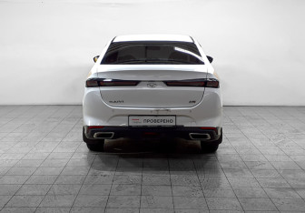 Подержанный автомобиль Kaiyi E5 2023 года (5 фото)