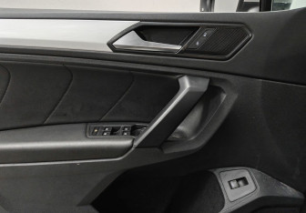 Подержанный автомобиль Volkswagen Tiguan 2018 года (15 фото)