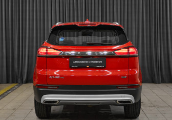 Подержанный автомобиль Geely Atlas Pro 2022 года (5 фото)
