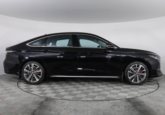 Подержанный автомобиль Chery Arrizo 8 2023 года (4 фото)