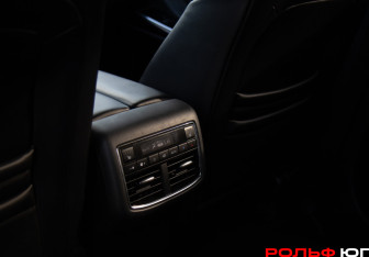 Подержанный автомобиль Mazda CX-9 2019 года (23 фото)