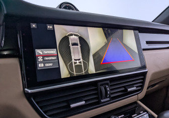 Подержанный автомобиль Porsche Cayenne 2018 года (29 фото)