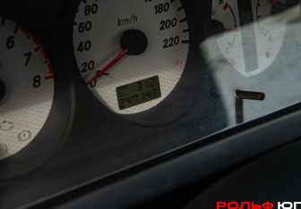 Подержанный автомобиль Mitsubishi Lancer Wagon 2007 года (9 фото)