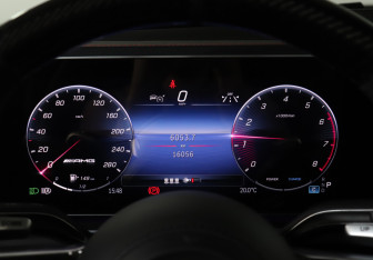 Подержанный автомобиль Mercedes-Benz GLE AMG 2024 года (11 фото)