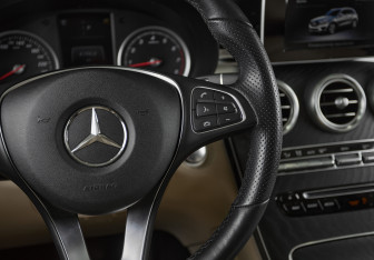 Подержанный автомобиль Mercedes-Benz GLC Coupe 2019 года (17 фото)