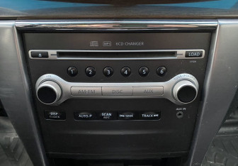 Подержанный автомобиль Nissan Teana 2012 года (16 фото)