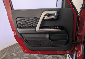 Подержанный автомобиль BAIC BJ40 2023 года (20 фото)