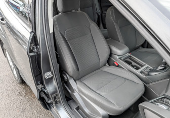 Подержанный автомобиль Ford Kuga 2018 года (22 фото)