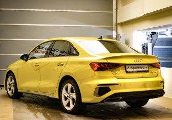 Подержанный автомобиль Audi A3 Sedan 2021 года (6 фото)