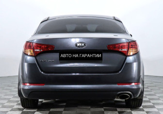 Подержанный автомобиль Kia Optima Sedan 2013 года (4 фото)