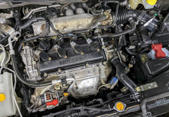 Подержанный автомобиль Nissan X-Trail 2006 года (9 фото)