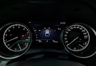 Подержанный автомобиль Toyota Camry Sedan 2020 года (16 фото)