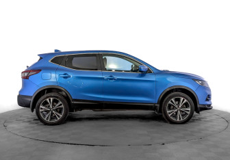 Подержанный автомобиль Nissan Qashqai 2021 года (4 фото)